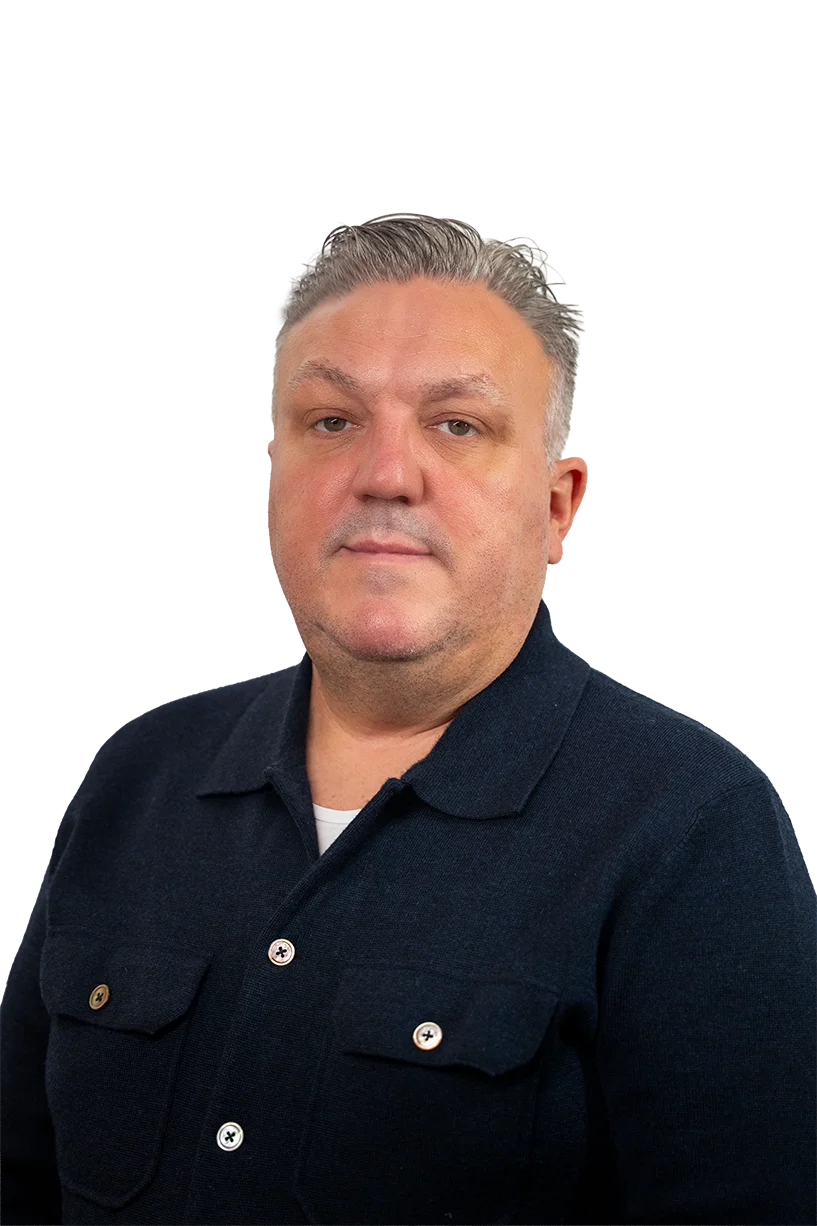 Billede af indehaver Henrik Hansen som udvikler og udfører on-site support for GoCamping